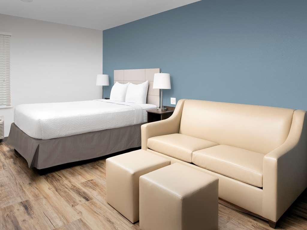 Extended Stay America Select Suites - Charlotte - Northlake 샬럿 객실 사진