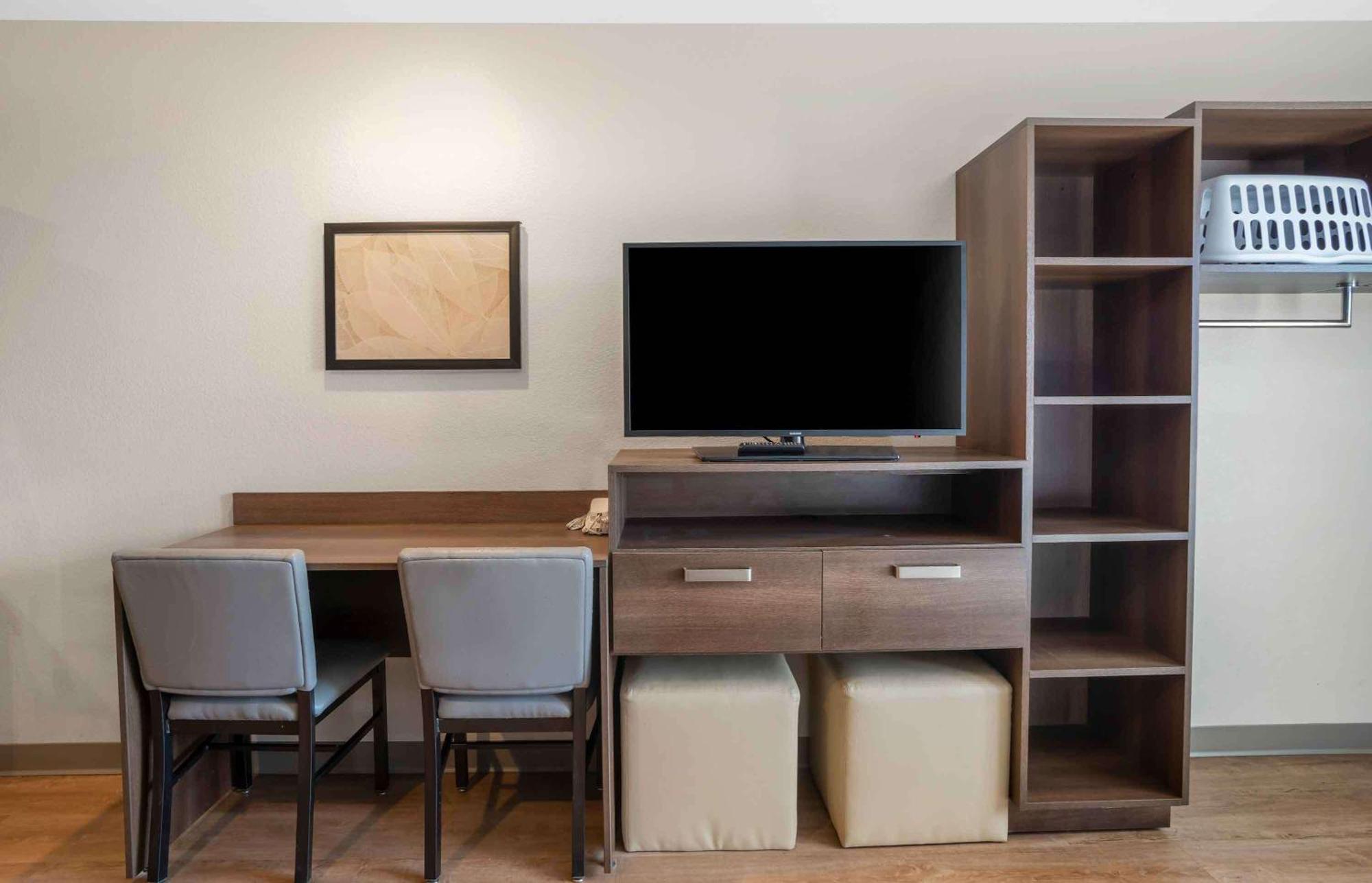 Extended Stay America Select Suites - Charlotte - Northlake 샬럿 외부 사진